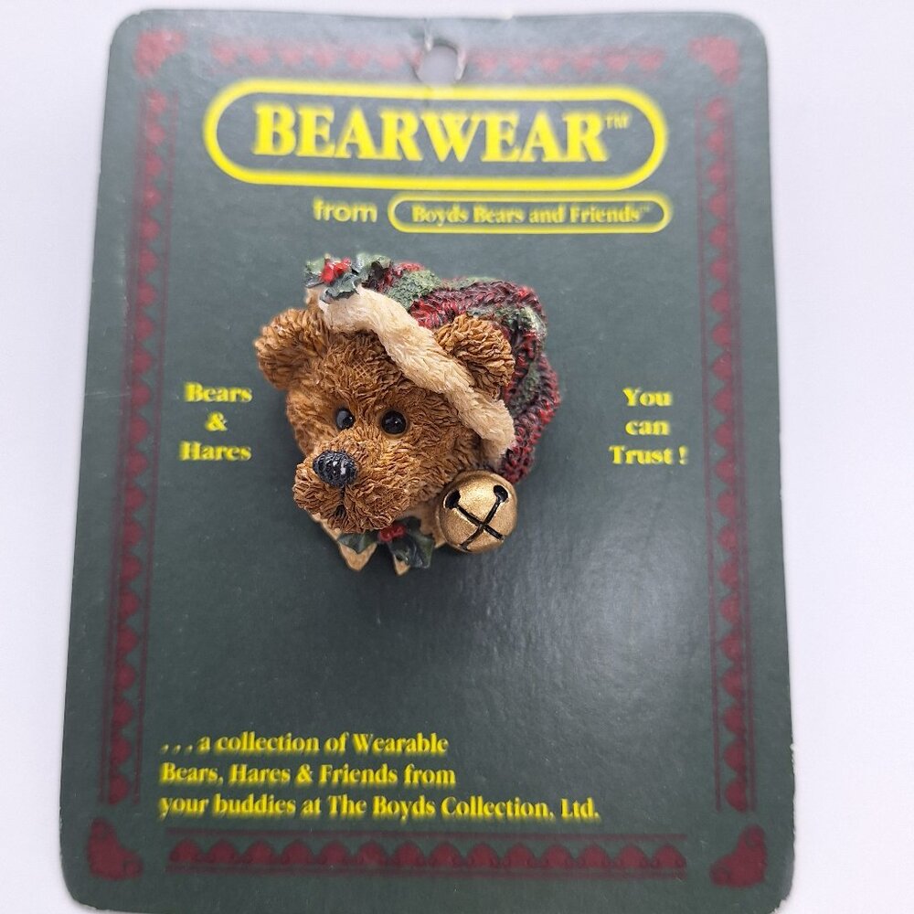Folkwear BearWear From Boyd’s Bears & Friends Christmas Hat Bear Head Pin